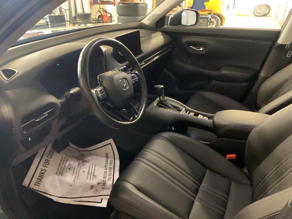 Used 2023 Honda HR-V EX-L image 13