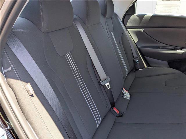 New 2025 Hyundai Elantra Blue image 20