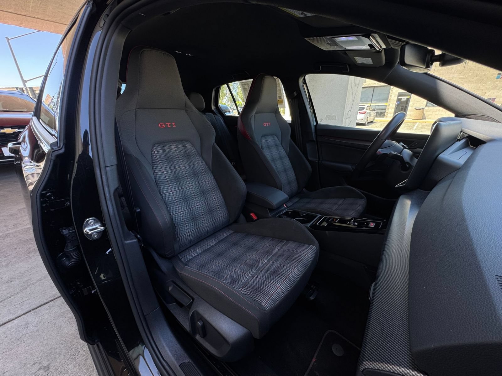 Used 2026 Volkswagen Golf S FWD image 36