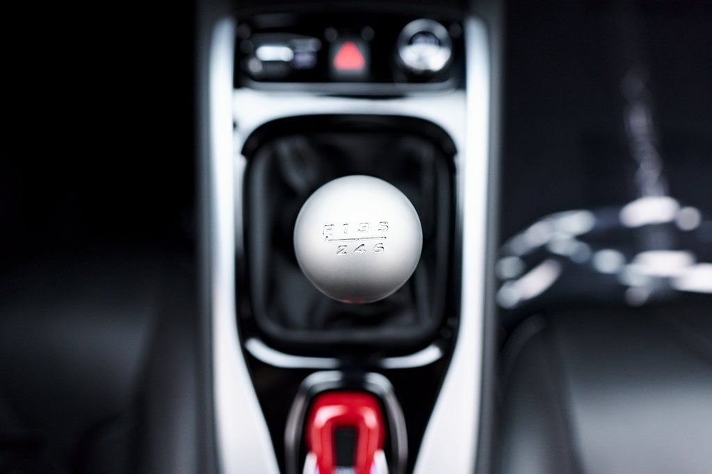 Used 2025 Lotus Emira RWD image 74
