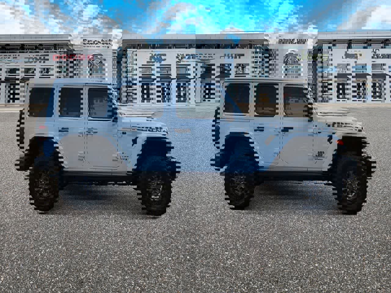 Used 2023 Jeep Wrangler Unlimited Rubicon 392 w/ Trailer Tow Package image 9