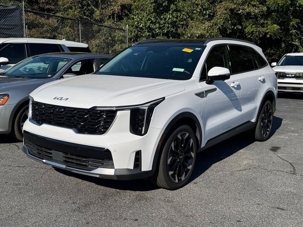 Certified 2025 Kia Sorento SX FWD image 8