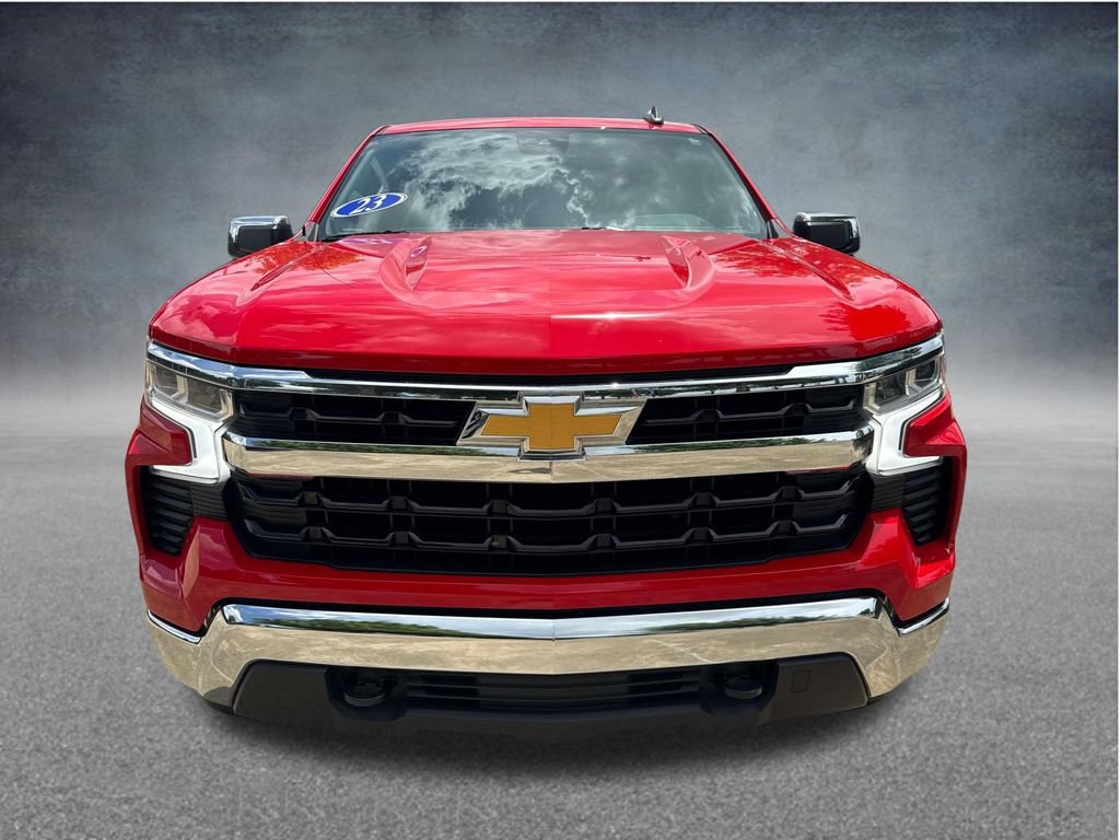Used 2023 Chevrolet Silverado 1500 LT AWD/4WD image 2