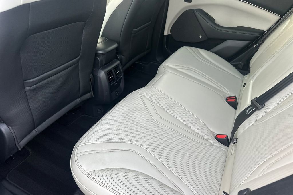 Used 2021 Ford Mustang Mach-E Premium image 11