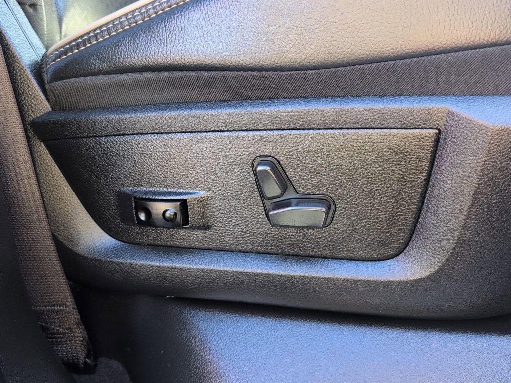 Used 2021 RAM 3500 Laramie image 15