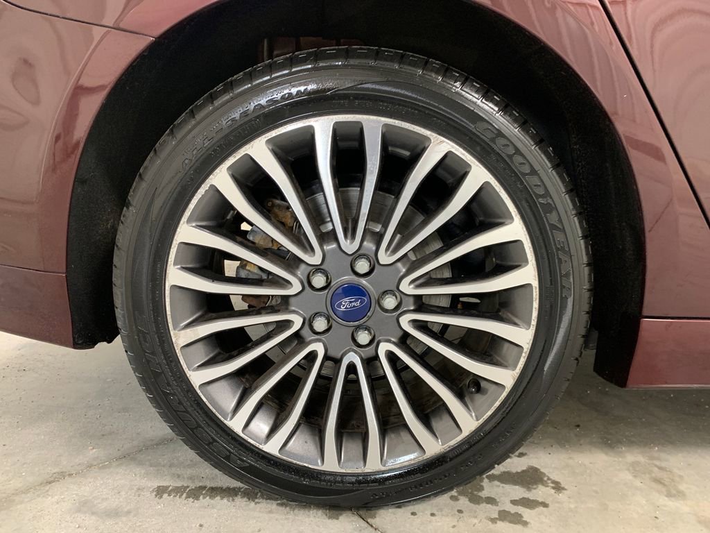 Used 2017 Ford Fusion Titanium image 26