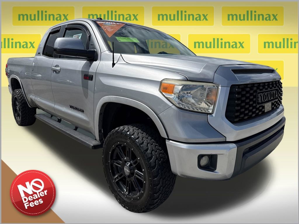 Used 2015 Toyota Tundra SR5 w/ SR5 Upgrade Package image 1