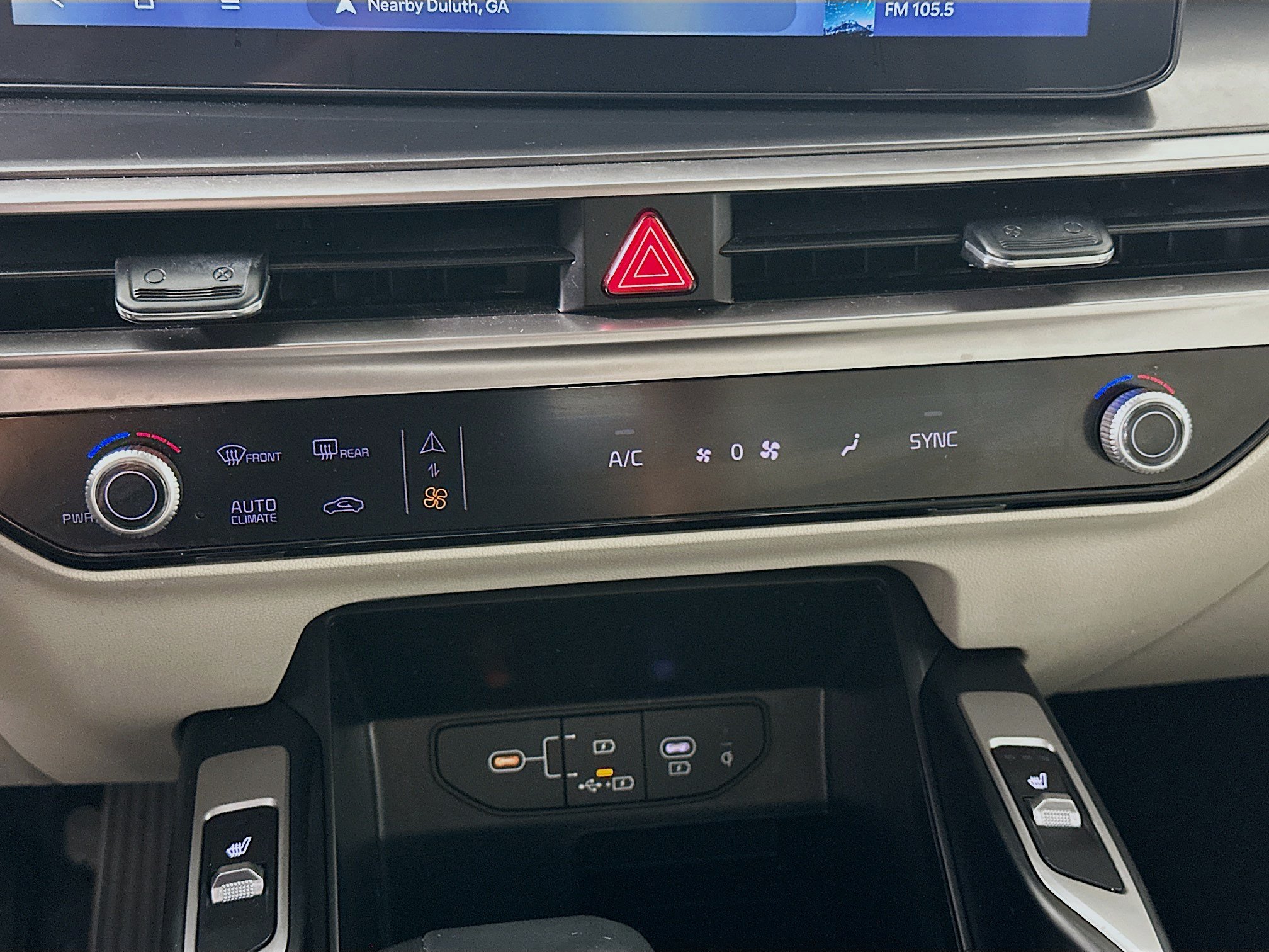 Used 2024 Kia Sorento S FWD image 24