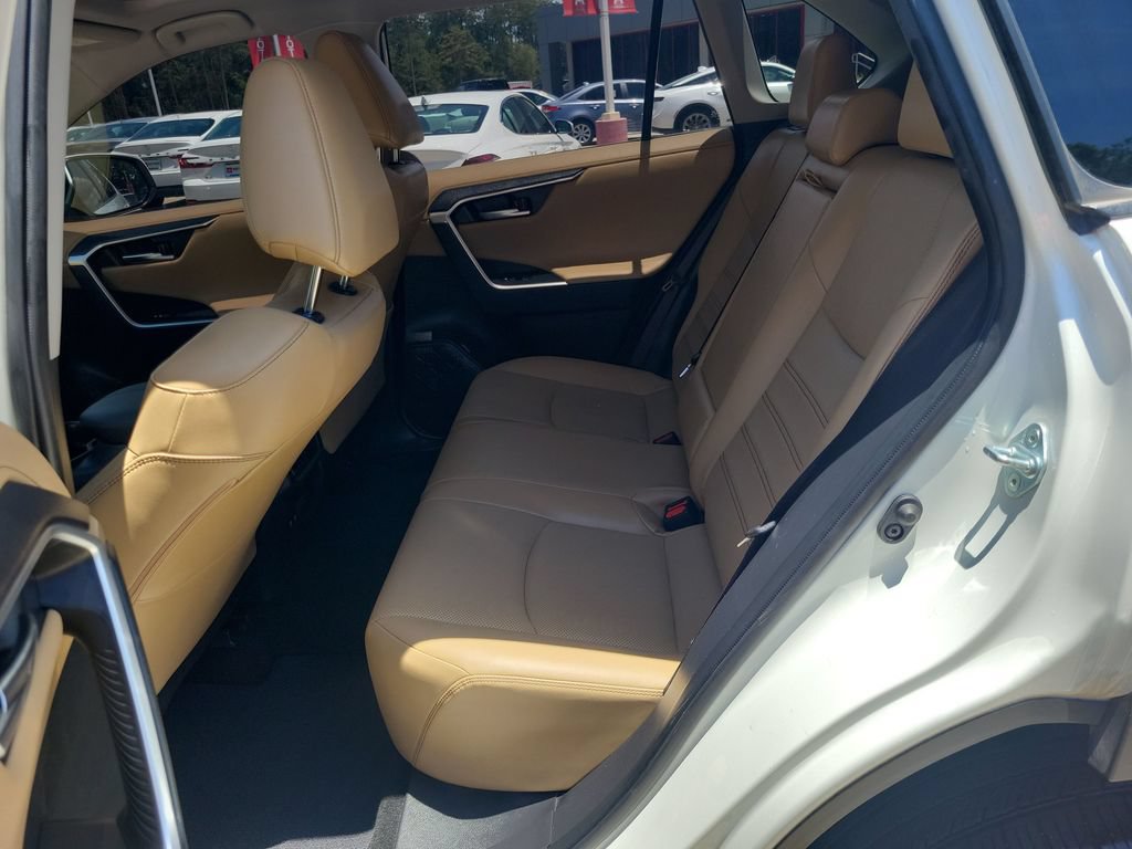 Certified 2019 Toyota RAV4 Limited w/ Advanced Technology Package FWD image 28