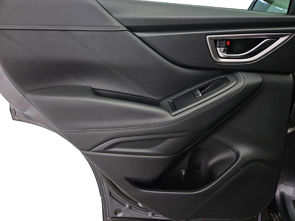 Used 2021 Subaru Forester Limited image 23