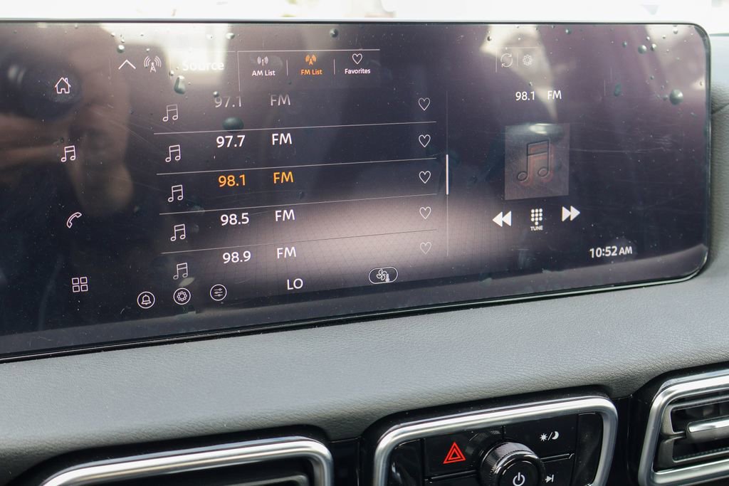 New 2026 Nissan Sentra SV image 5