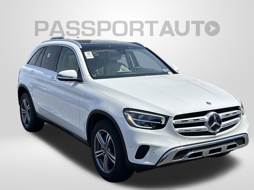 Used 2021 Mercedes-Benz GLC 300 4MATIC w/ Premium Package image 6
