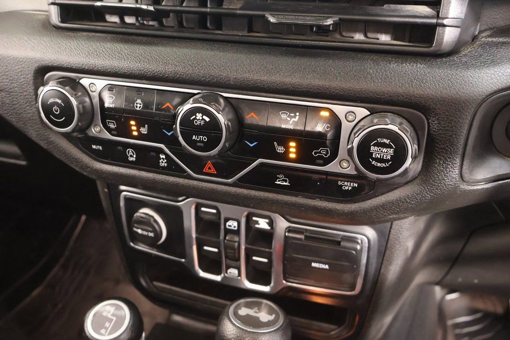 Used 2024 Jeep Wrangler Unlimited Sport w/ Convenience Group image 7