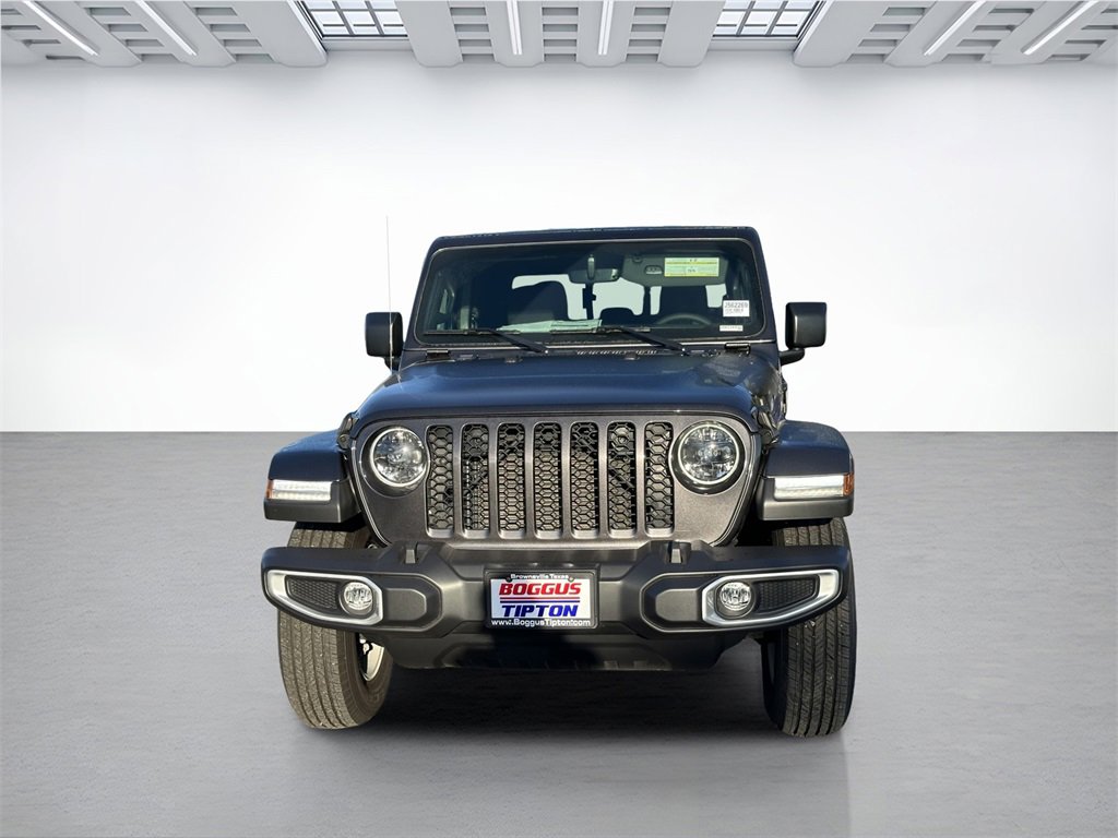 New 2023 Jeep Gladiator Sport image 8