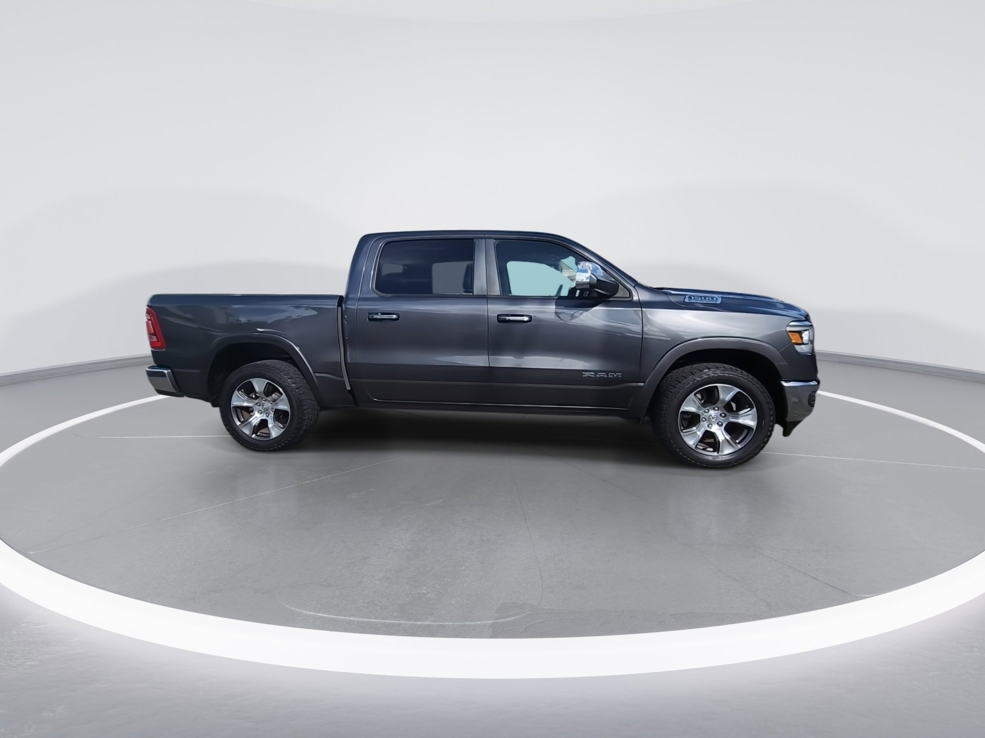 Certified 2019 RAM 1500 Laramie image 9