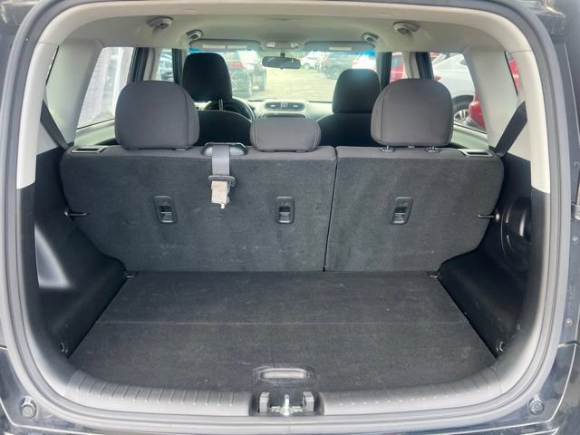 Used 2019 Kia Soul w/ Convenience Package FWD image 14