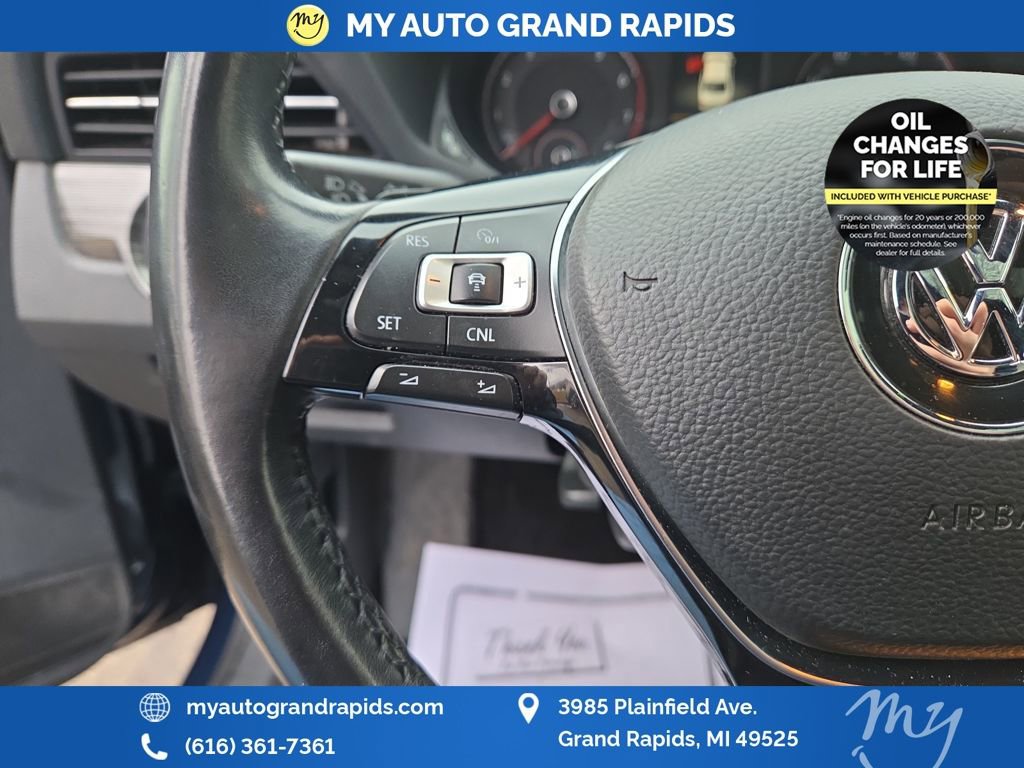 Used 2021 Volkswagen Passat 2.0T R-Line image 15