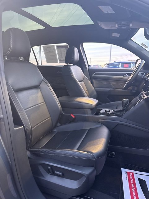Used 2021 Volkswagen Atlas Cross Sport SEL image 14