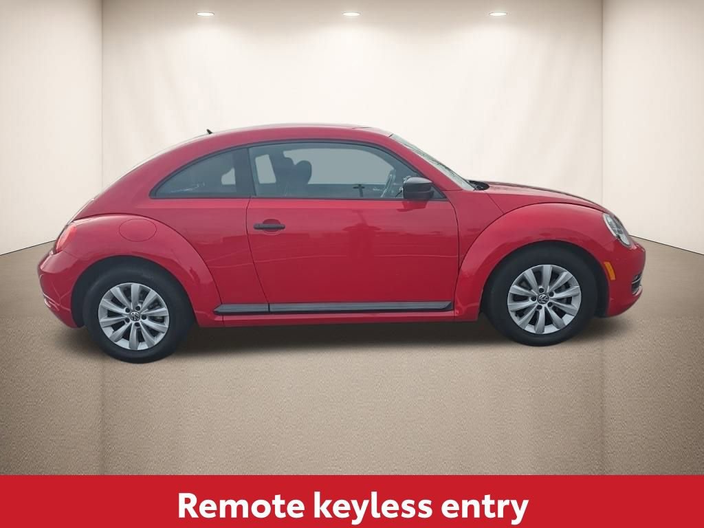 Used 2014 Volkswagen Beetle 1.8T image 4