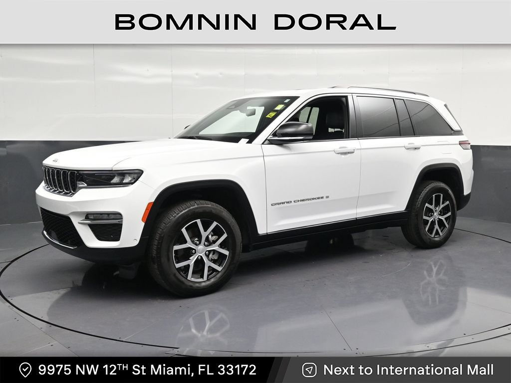 Used 2024 Jeep Grand Cherokee Limited w/ Luxury Tech Group II RWD image 1
