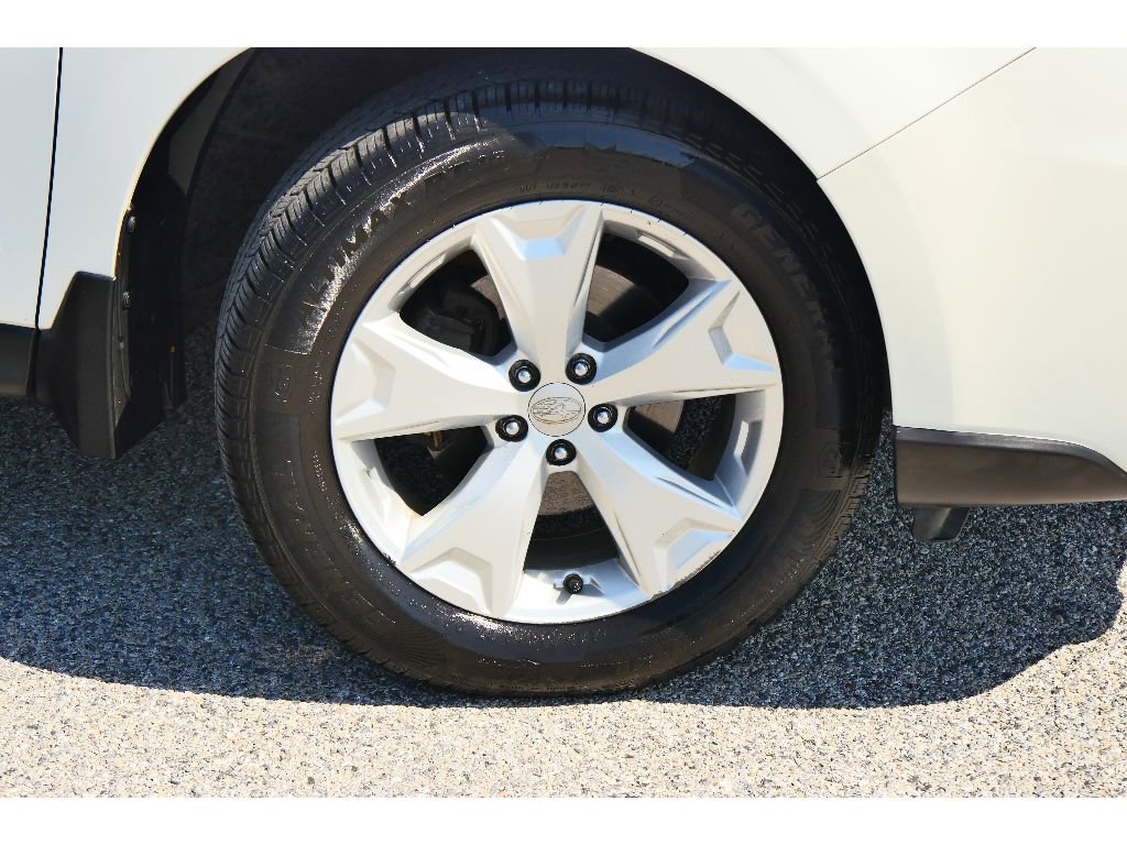 Used 2016 Subaru Forester 2.5i Premium w/ All-Weather Package image 28