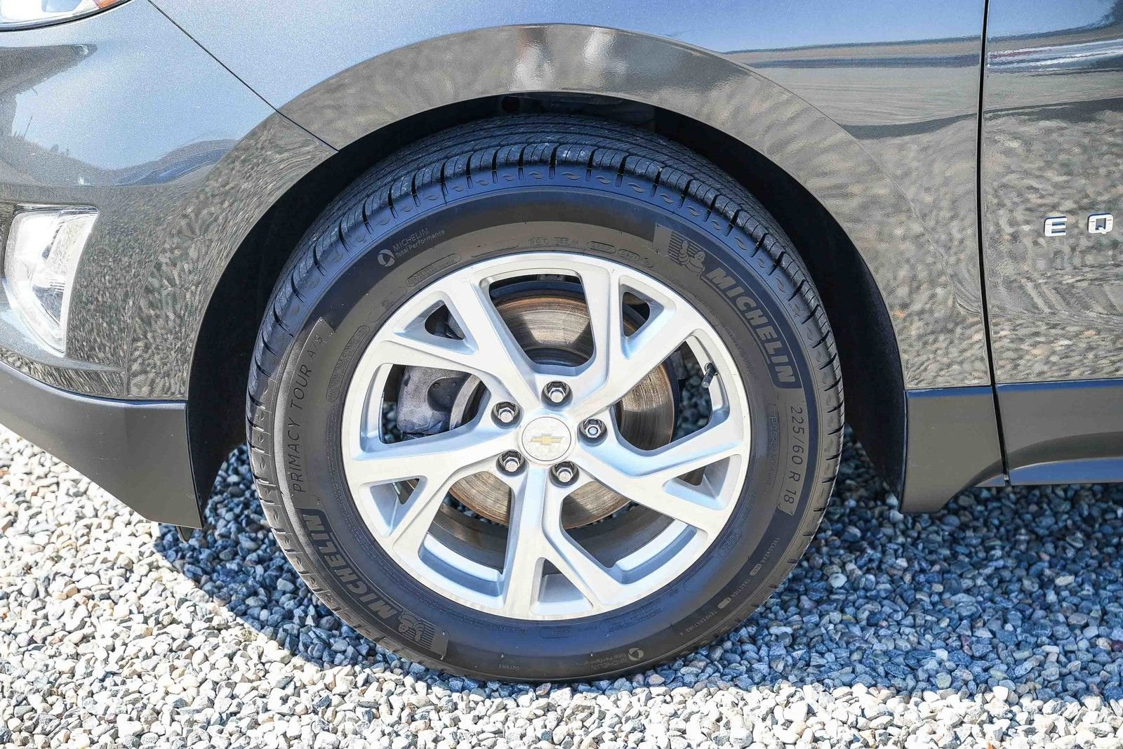 Used 2019 Chevrolet Equinox LT w/ Sun & Navigation Package AWD/4WD image 9