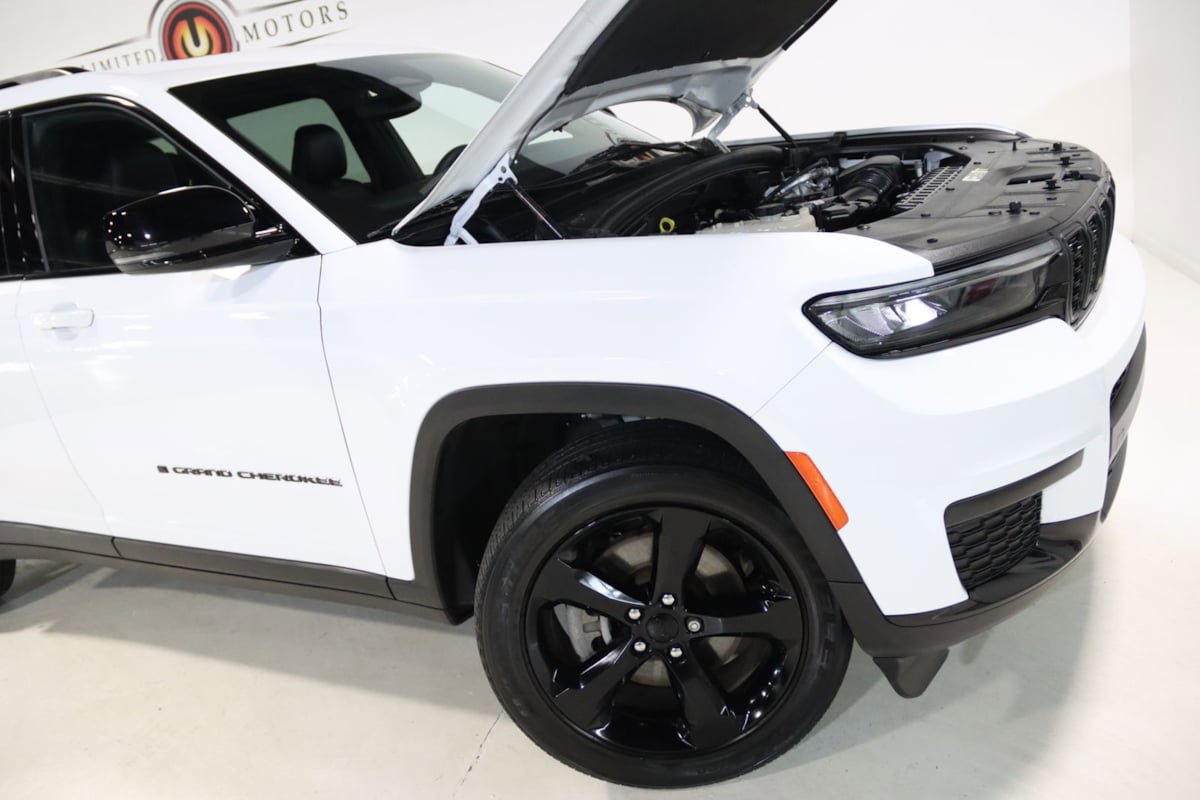Used 2023 Jeep Grand Cherokee L Laredo AWD/4WD image 70