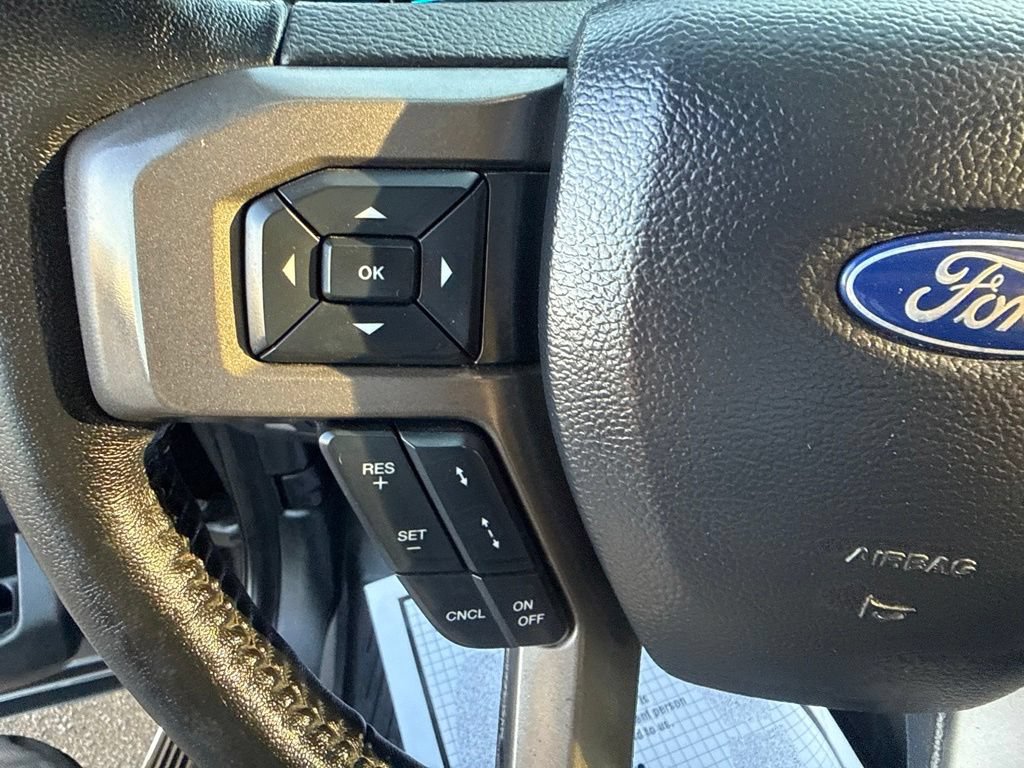 Used 2019 Ford Expedition XLT w/ Equipment Group 202A RWD image 17