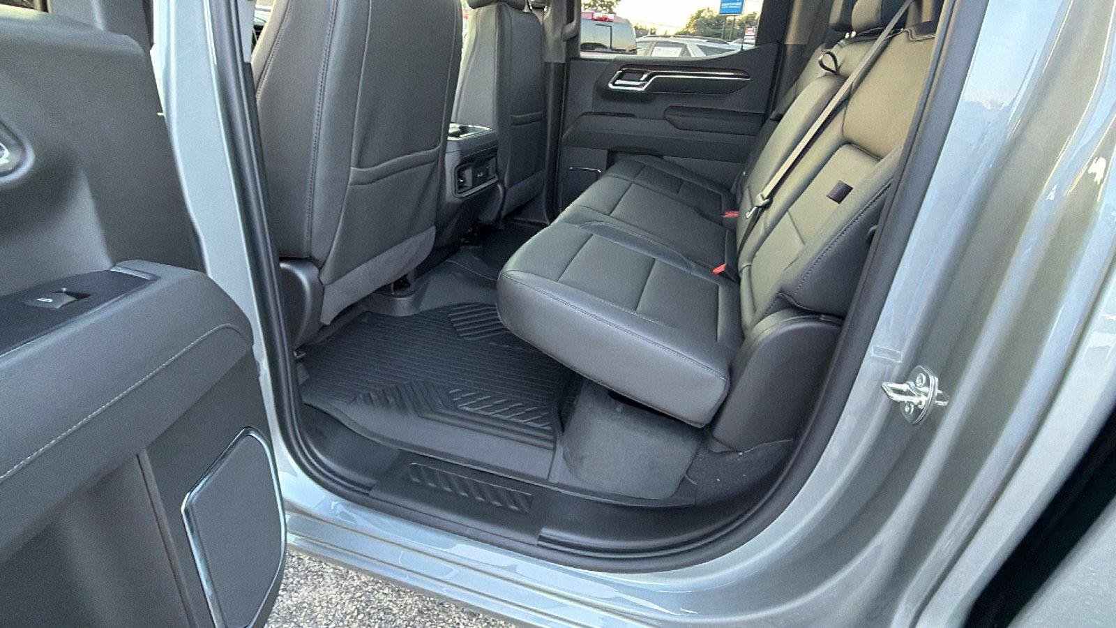 New 2026 Chevrolet Silverado 1500 RST AWD/4WD image 19