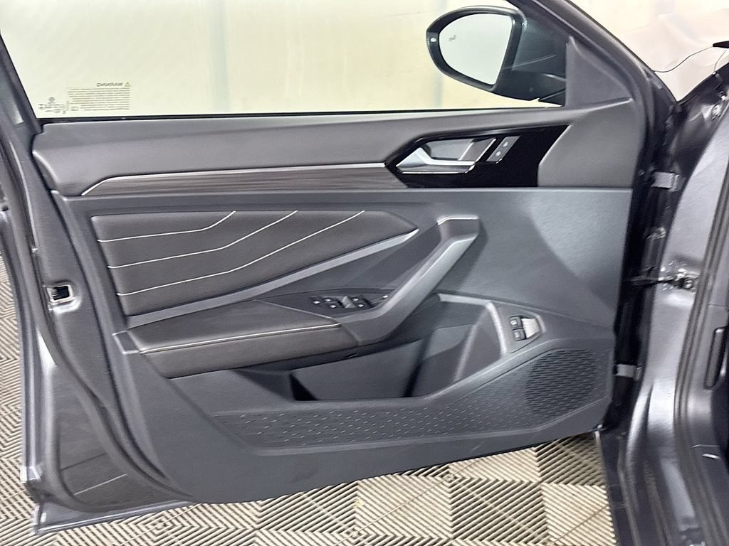 Certified 2024 Volkswagen Jetta SEL FWD image 12
