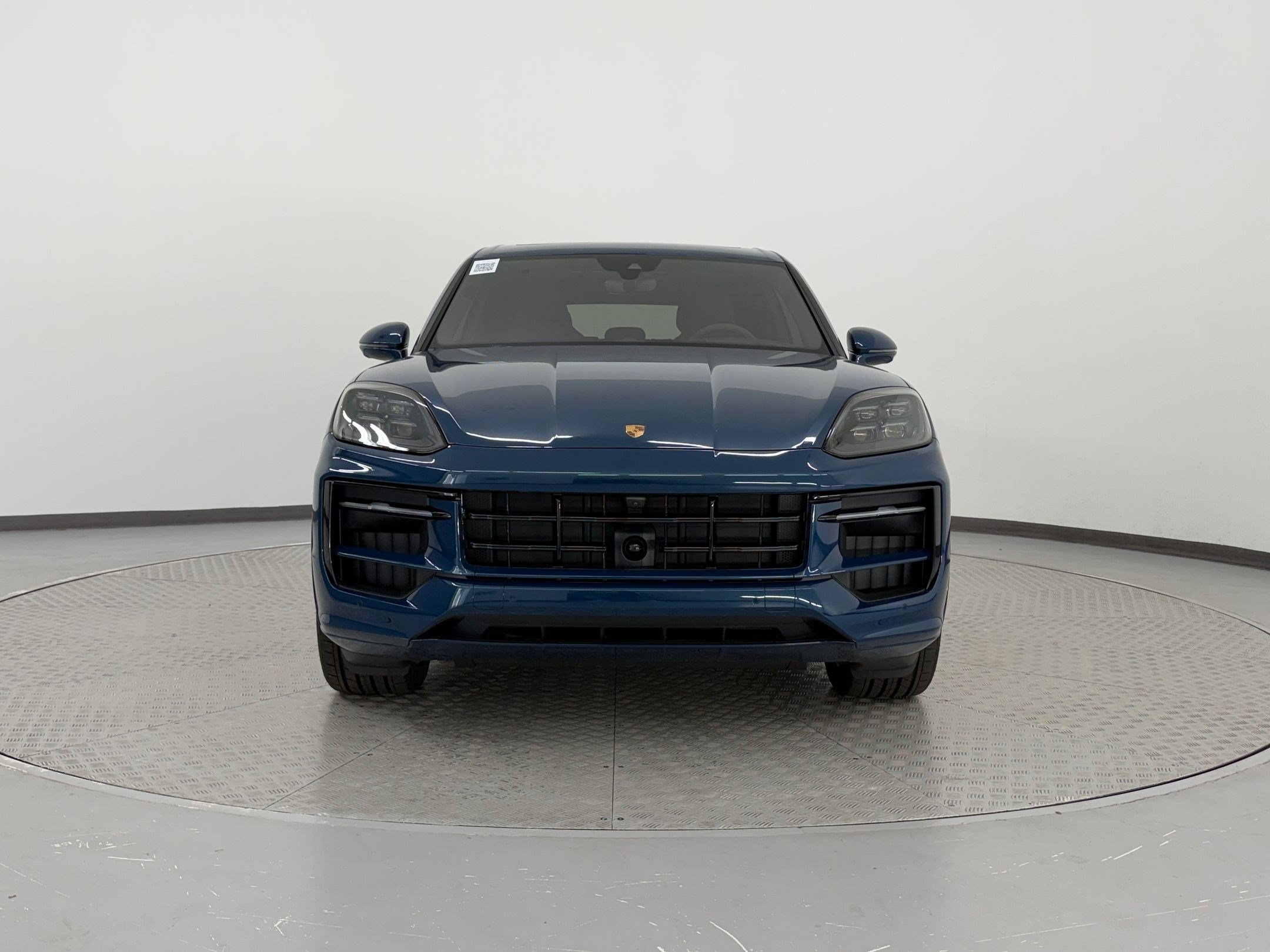 New 2025 Porsche Cayenne GTS AWD/4WD image 6