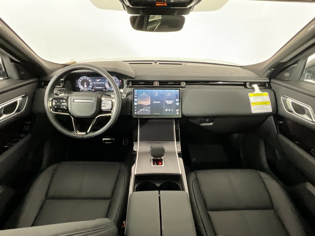 New 2026 Land Rover Range Rover Velar Dynamic SE image 4