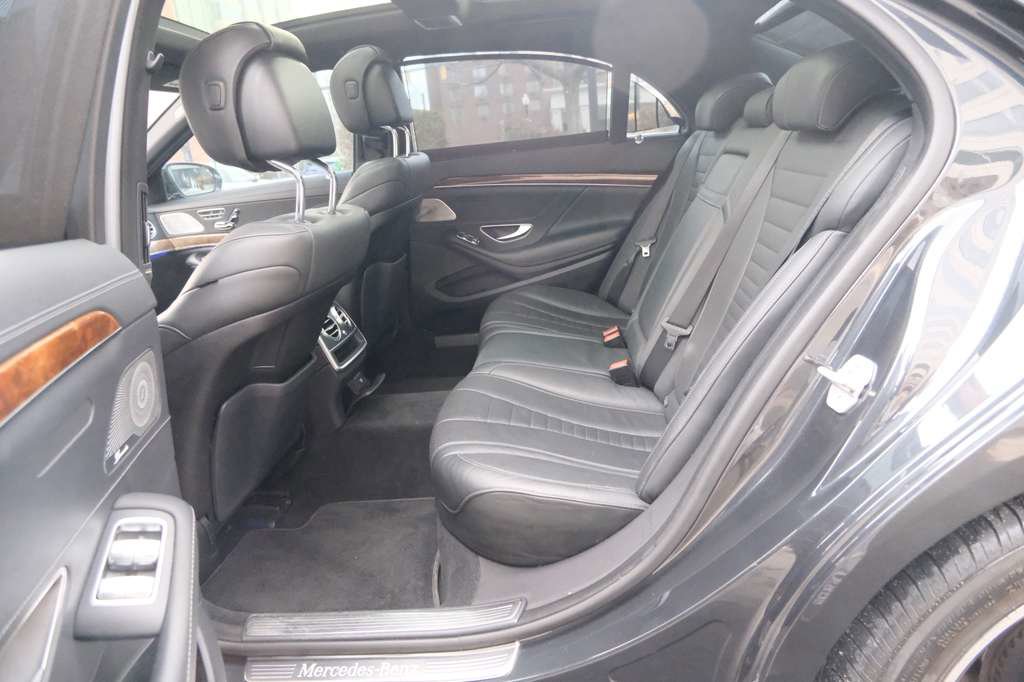 Used 2016 Mercedes-Benz S 550 4MATIC Sedan image 23
