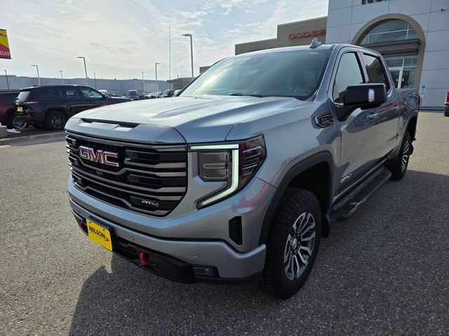 Used 2023 GMC Sierra 1500 AT4 w/ Technology Package AWD/4WD image 2