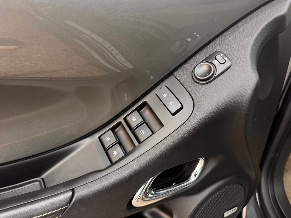 Used 2015 Chevrolet Camaro SS w/ RS Package image 14