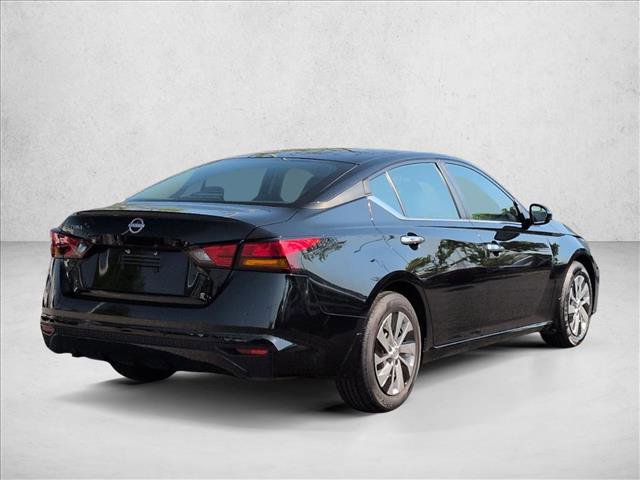 Used 2023 Nissan Altima 2.5 S FWD image 5