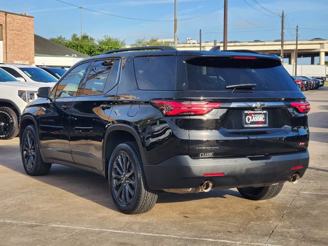 Used 2023 Chevrolet Traverse RS w/ LPO, Cargo Package FWD image 5