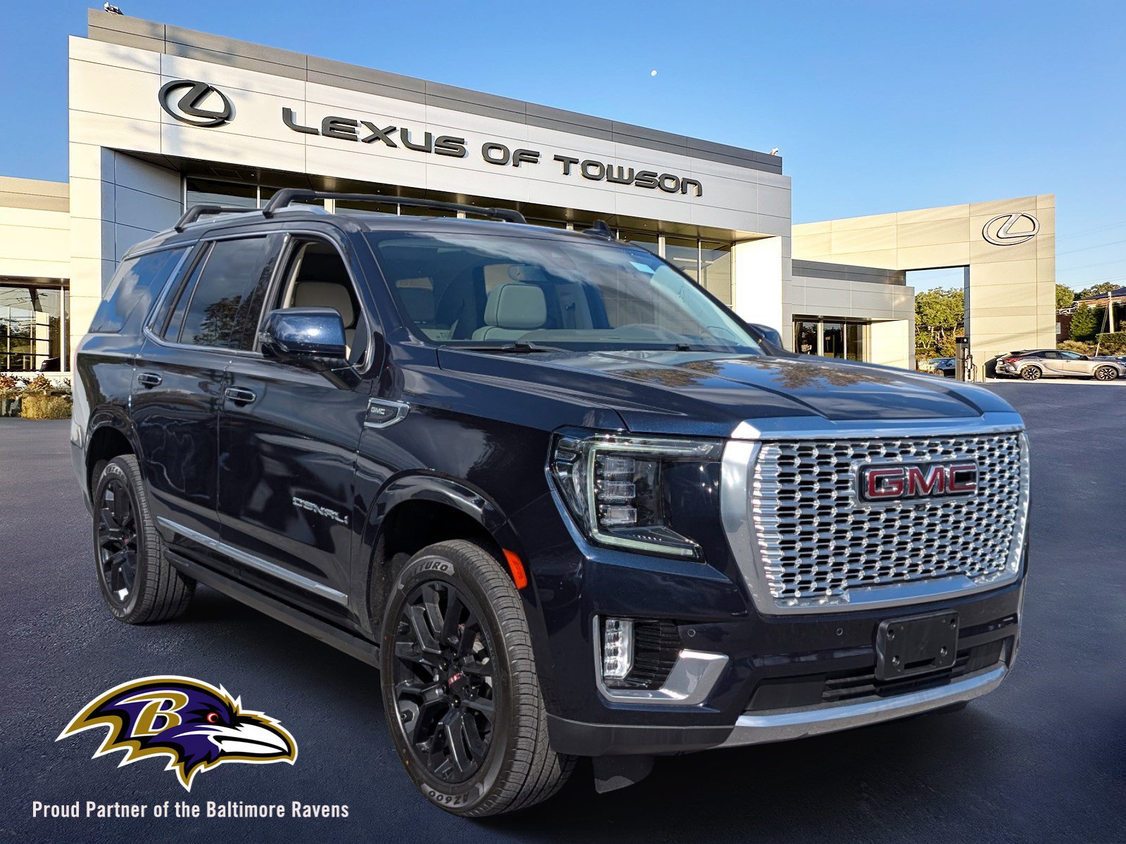 Used 2022 GMC Yukon Denali w/ Max Trailering Package image 1