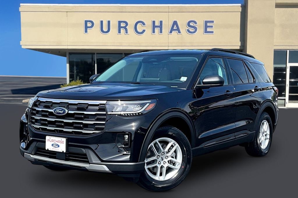 New 2026 Ford Explorer Active RWD image 2