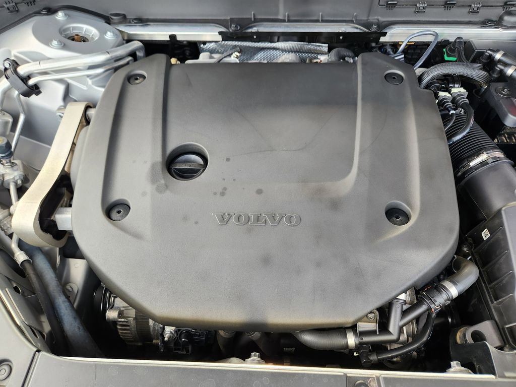 Used 2023 Volvo XC90 B6 Core w/ Protection Package Premier image 19