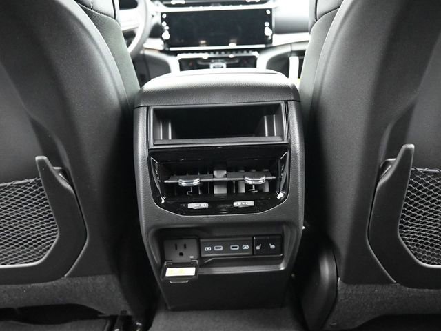 New 2026 Jeep Grand Cherokee Limited w/ Limited Altitude Package image 23