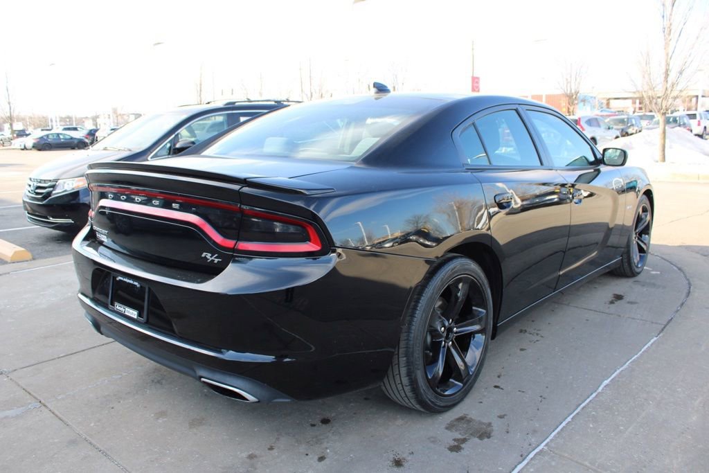 Used 2017 Dodge Charger R/T image 7