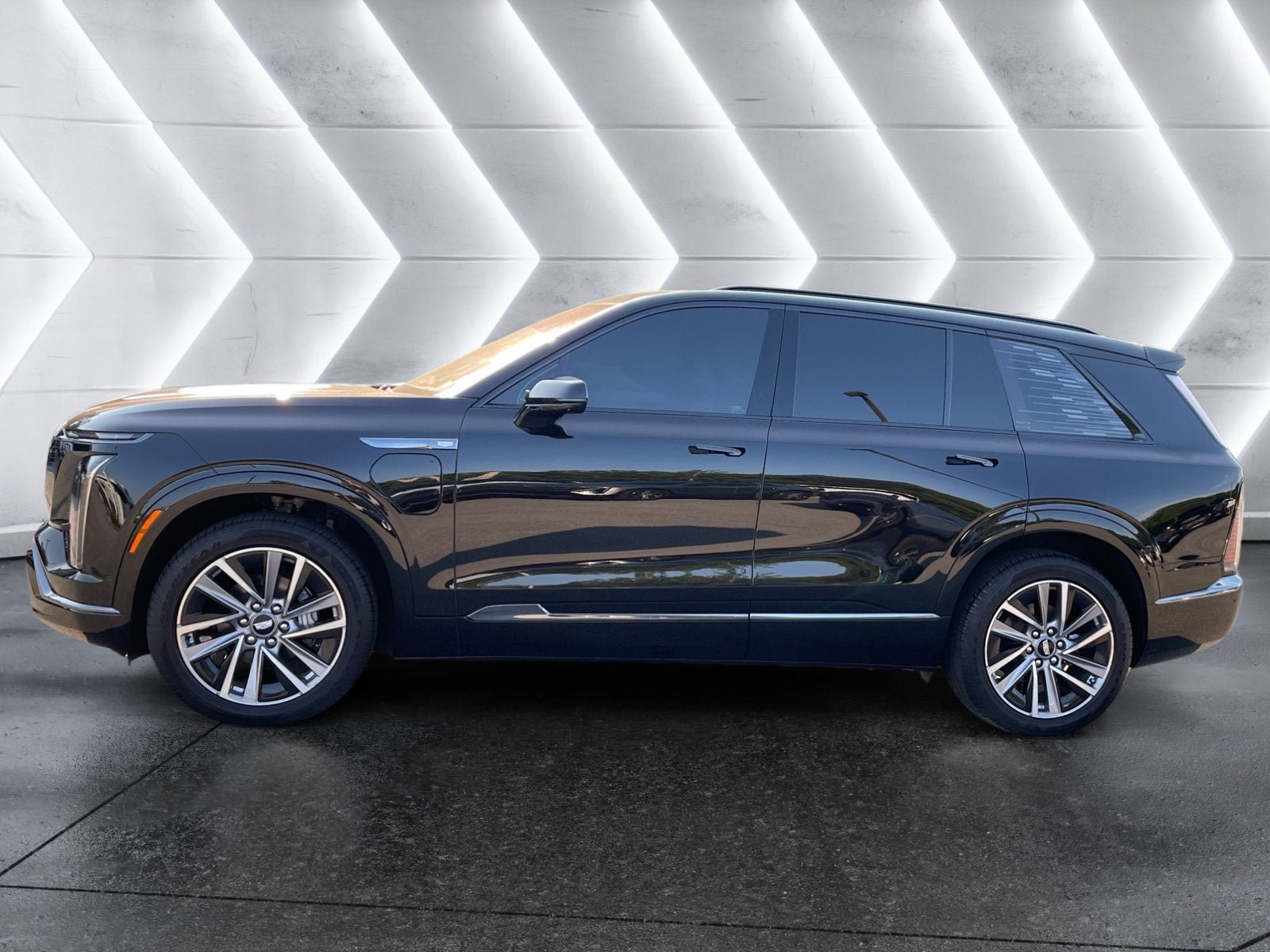 Used 2026 Cadillac Vistiq Sport AWD/4WD image 3