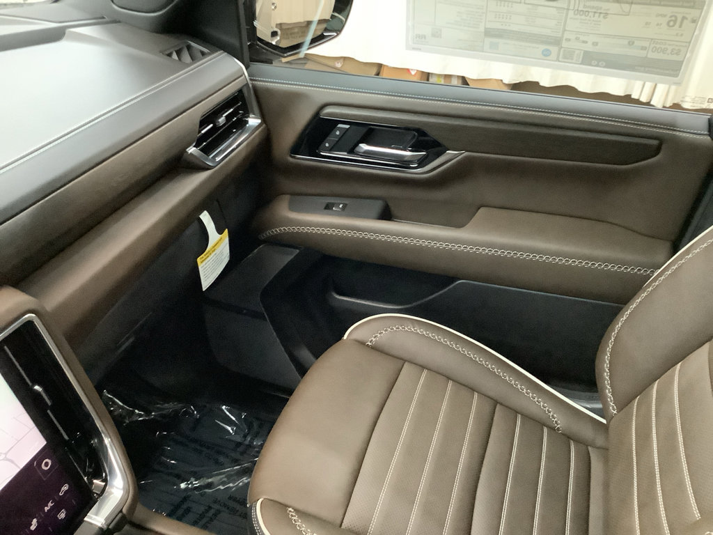 New 2026 GMC Yukon Denali Ultimate AWD/4WD image 23