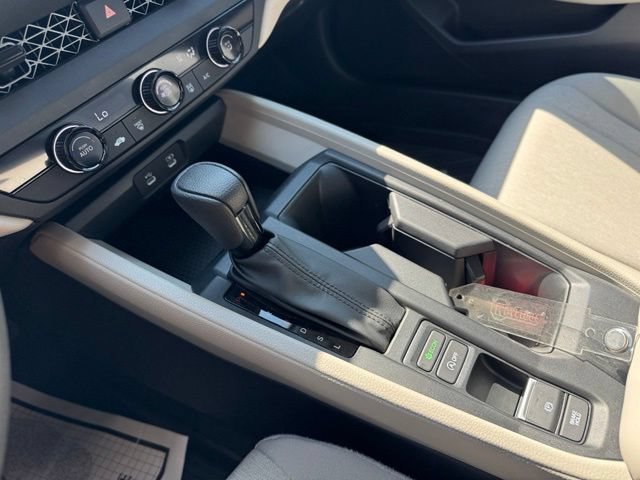 Used 2024 Honda Accord LX image 17