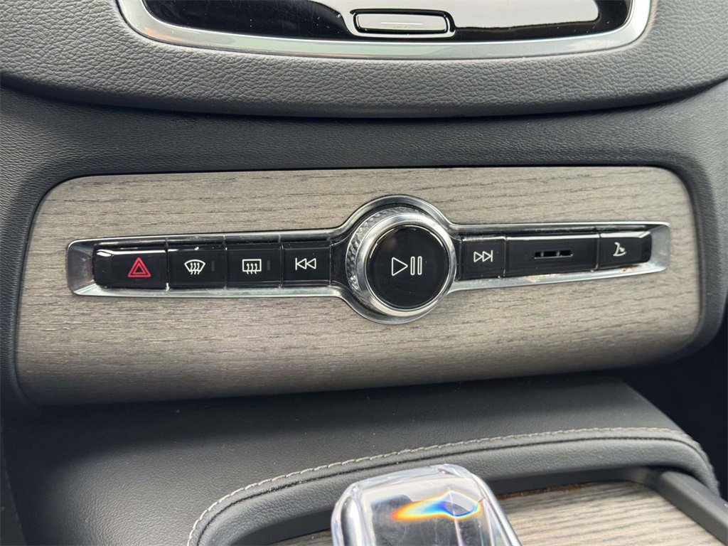 Used 2024 Volvo XC90 B6 Ultimate image 26