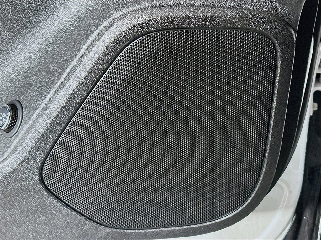 Used 2022 Chevrolet Blazer RS image 19