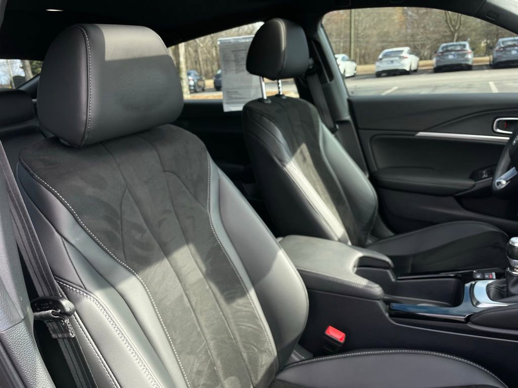 Used 2025 Acura Integra A-Spec image 32