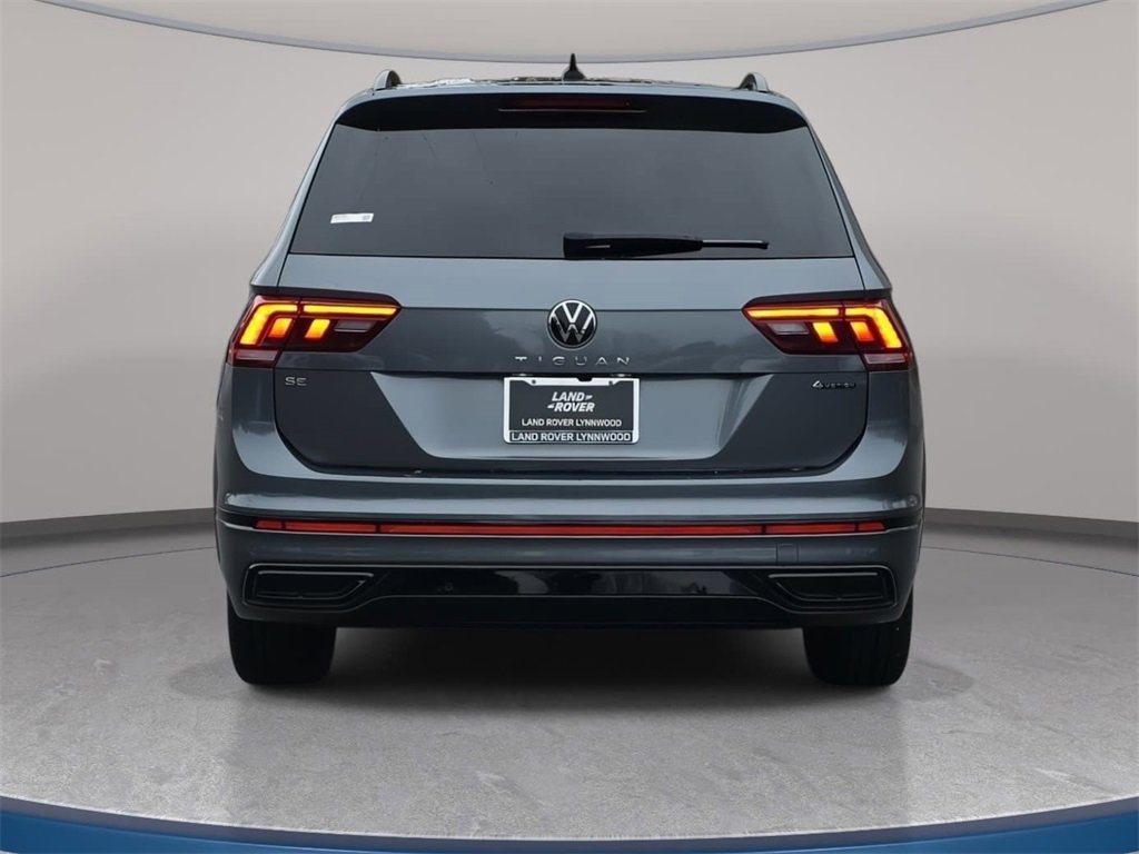 Used 2022 Volkswagen Tiguan SE R-Line image 7