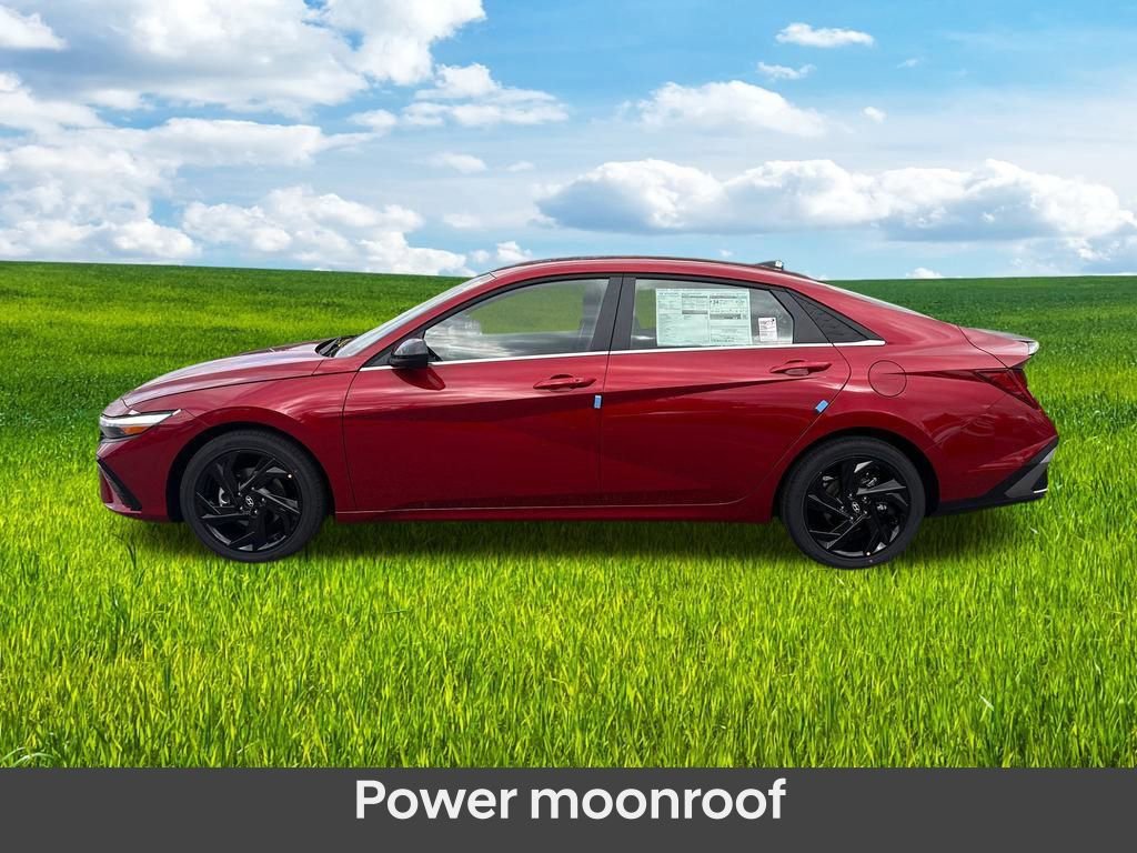 Used 2026 Hyundai Elantra SEL Sport image 3